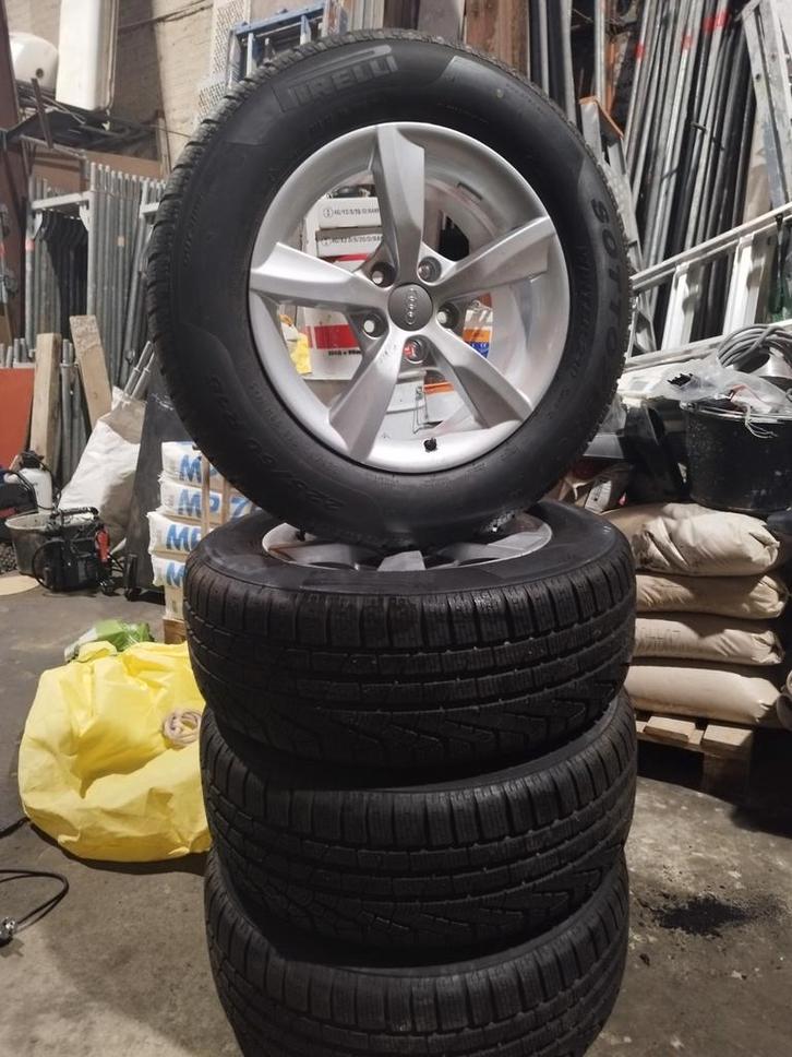 Jantes Audi Q2 ,Q3 alu + pneus hiver Pirelli, Auto diversen, Wieldoppen, Ophalen