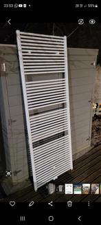 Radiateur vertical, Bricolage & Construction, Chauffage & Radiateurs, Enlèvement, Comme neuf, Radiateur