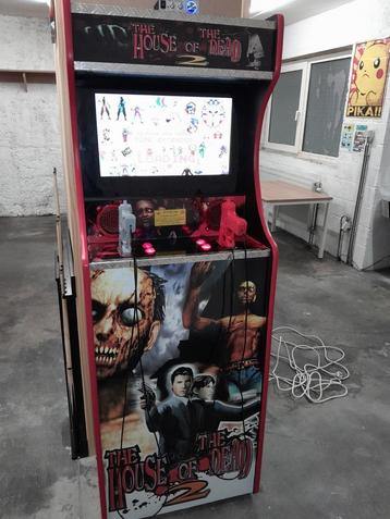 Guns Multi Games Arcade Terminal met geluidsversterker beschikbaar voor biedingen