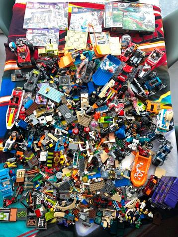 Groot en gevarieerd lot Lego blokken (Marvel, JW, Stuntz...) beschikbaar voor biedingen