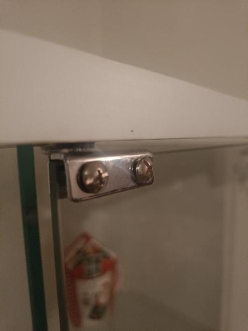 Luxe glazen vitrinekast – ideaal voor winkel of verzamelaar, Huis en Inrichting, Kasten | Vitrinekasten, Zo goed als nieuw, Met plank(en)