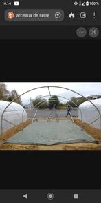 Cherche arceaux de serre meci