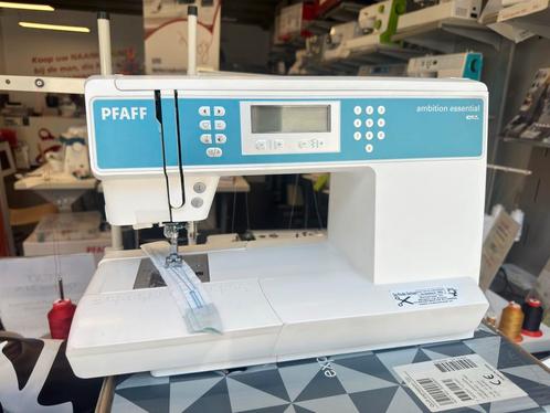 PFAFF Ambition Essential IDT, Hobby en Vrije tijd, Naaimachines en Toebehoren, Zo goed als nieuw, Lockmachine, Pfaff, Ophalen of Verzenden