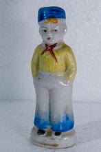 Figurine en porcelaine jeune garçon années 1960, Ophalen of Verzenden