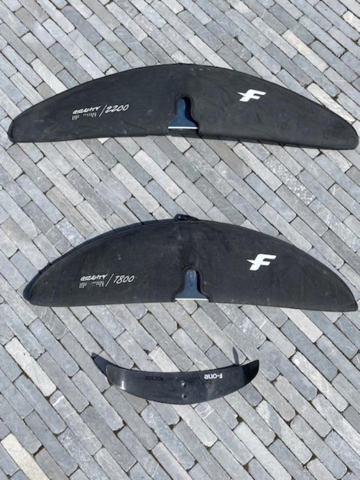 Wingfoil set F ONE 2200 en 1800, Watersport en Boten, Wingsurfen, Gebruikt, Ophalen