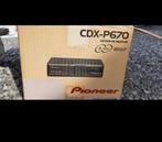 Autoradio Pioneer en subwoofer Magnat, Ophalen, Zo goed als nieuw