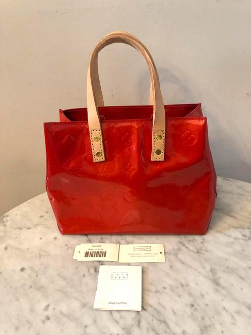 Louis vuitton original.....Sac Reade petit modèle......., Handtassen en Accessoires, Tassen | Damestassen, Gebruikt, Handtas, Rood
