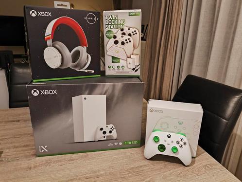 Xbox series x all digital white, Games en Spelcomputers, Spelcomputers | Xbox Series X en S, Zo goed als nieuw, Xbox Series X