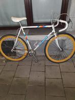 Peugeot racefiets met een heel mooi zadel, Ophalen of Verzenden