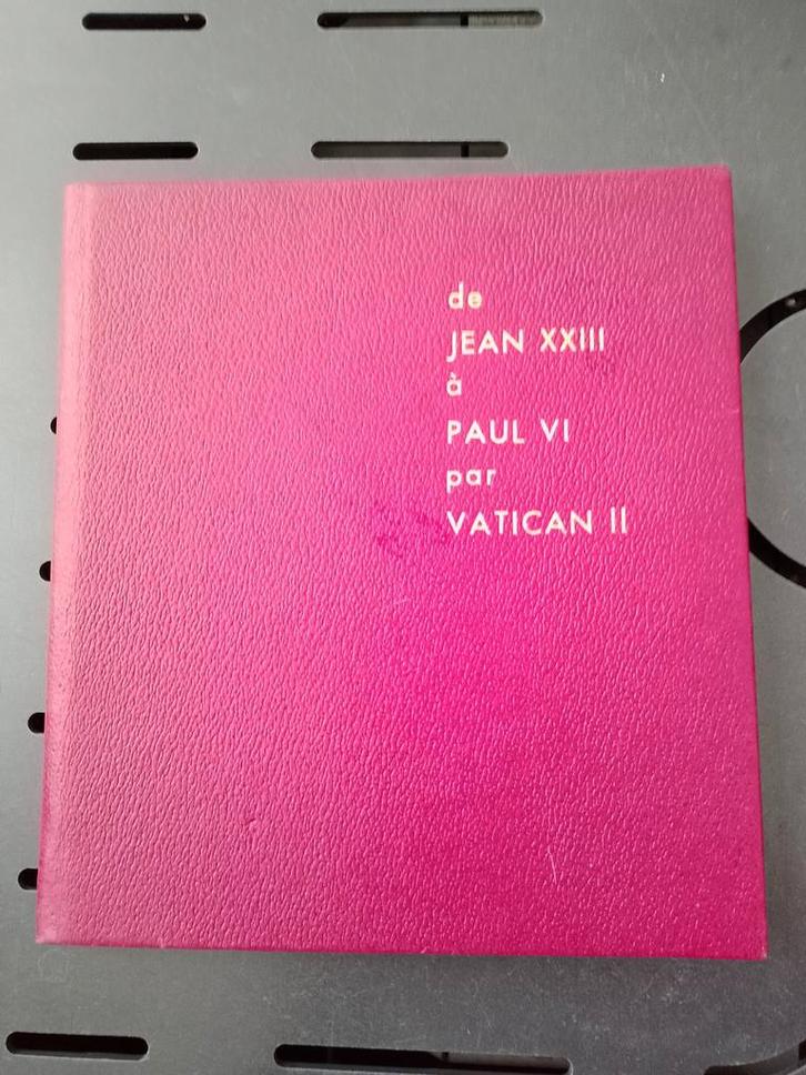 Ouvrage papal, Collections, Religion, Utilisé, Livre, Enlèvement ou Envoi