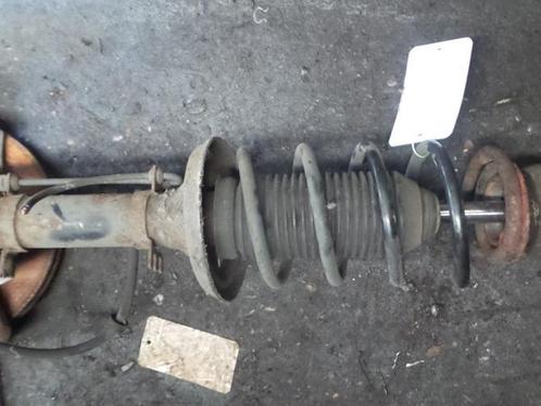 Schokdemperpoot links-voor van een Volkswagen Bora, Auto-onderdelen, Ophanging en Onderstel, Volkswagen, Gebruikt, 3 maanden garantie