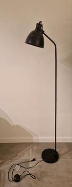 Zwarte vloerlamp, Huis en Inrichting, Ophalen