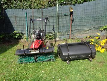 Nieuw model Tielburger TK 18 veegmachine met opvangbak beschikbaar voor biedingen