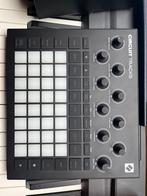 Novation Circuit Tracks, Muziek en Instrumenten, Synthesizers, Gebruikt, Novation, Met midi-aansluiting, Overige aantallen