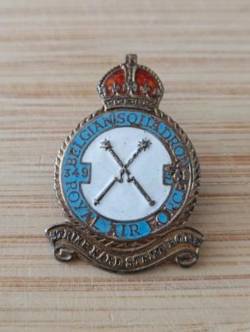 wo2 Belgische RAF squadron 349 emaille badge  beschikbaar voor biedingen