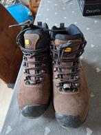 Nagelnieuwe (hoge) werkschoenen Diadora maat 44, Enlèvement ou Envoi, Neuf