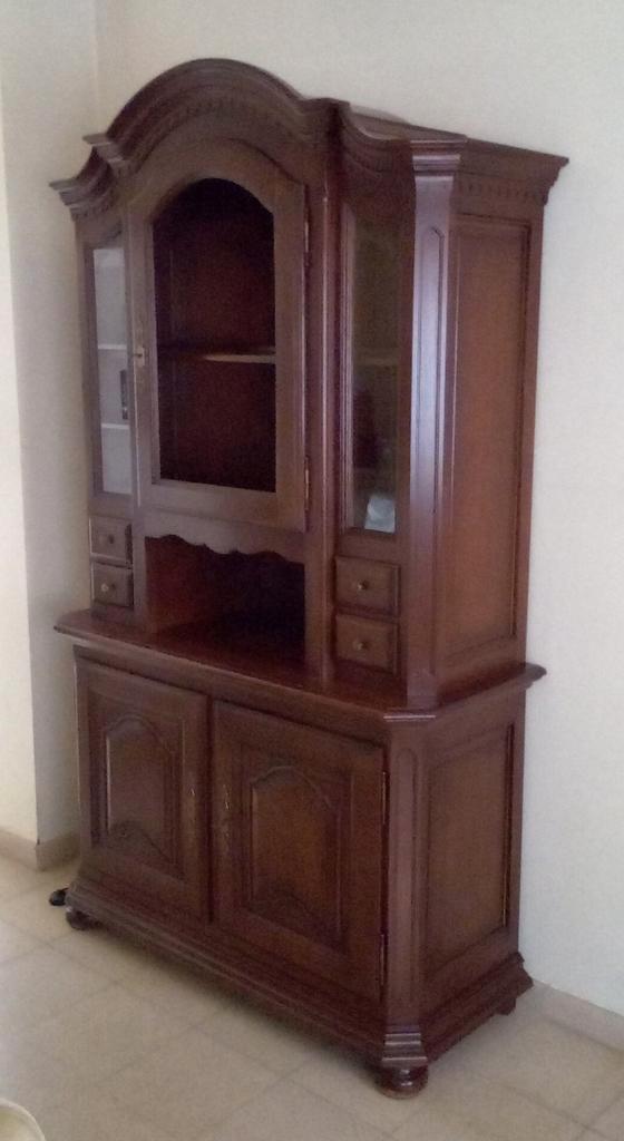 Buffetkast ( gratis), Huis en Inrichting, Kasten | Buffetkasten, Glas, Ophalen