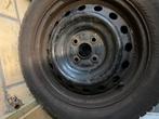Toyota Yaris 4 winterbanden op velg, Auto-onderdelen, Ophalen, Winterbanden, Band(en)