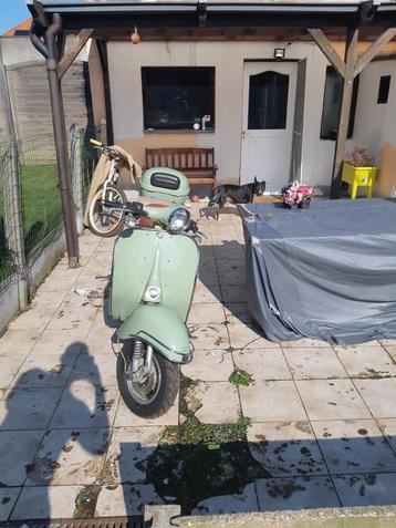 Neco Abruzzi vespa klasse B 45km/u, Zo goed als nieuw, Benzine, Ophalen, Overige merken
