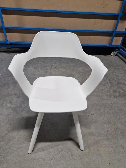 Set 4 witte armstoelen - NIEUW IN DE VERPAKKING, Huis en Inrichting, Stoelen, Nieuw, Vijf, Zes of meer stoelen, Overige materialen