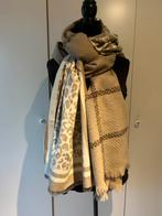 Écharpe oversize Shanna beige, Enlèvement ou Envoi, Comme neuf, Beige