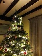 Namaakkerstboom te koop 2mmm hoog  met versiering, Diversen, Kerst, Zo goed als nieuw, Ophalen