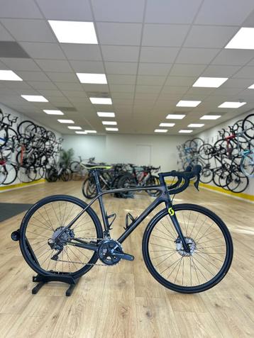 Scott Addict Endurace Carbon Disc Racefiets beschikbaar voor biedingen