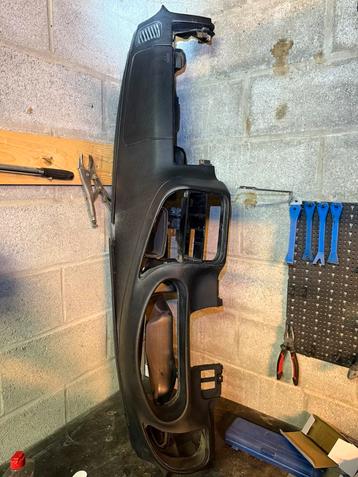 Bmw e36 zwart dashboard coupe cabrio beschikbaar voor biedingen