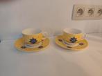 2 schattige kopjes met hun vintage Arcopal-schotel., Antiek en Kunst, Ophalen of Verzenden