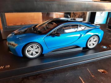 Verzameling miniatuur auto's beschikbaar voor biedingen
