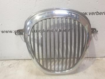 GRILLE Jaguar S-type (X200) (xr83-13a133-aa)