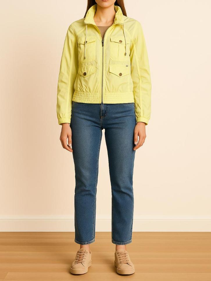 Marc Cain outdoorjack maat N3 (M), Kleding | Dames, Jassen | Zomer, Zo goed als nieuw, Maat 38/40 (M), Geel, Ophalen of Verzenden