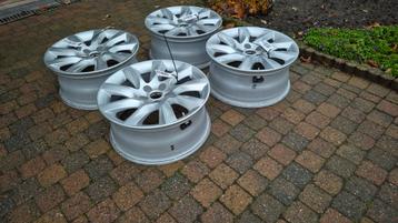 Velgen, zonder banden beschikbaar voor biedingen