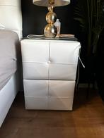 Lot de 2 tables de chevet, Maison & Meubles, Armoires | Commodes, Enlèvement, Comme neuf