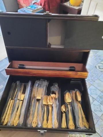Bestekset koffer Orleans JAPAN beschikbaar voor biedingen
