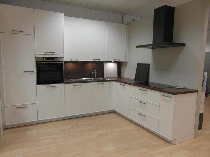 KEUKEN SMASH MATLAK MDF WIT, Huis en Inrichting, Keuken | Complete keukens, Nieuw, Hoekkeuken, Wit, Kunststof, Hoogglans of Gelakt