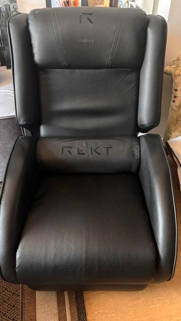 REKT gamestoel — comfortabel en meeslepend beschikbaar voor biedingen