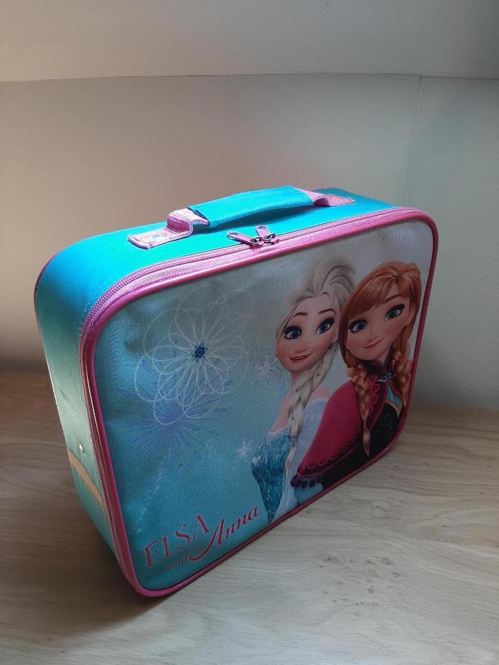 Disney Frozen 3D koffertje/valiesje, Handtassen en Accessoires, Koffers, Zo goed als nieuw, Zacht kunststof, Minder dan 50 cm