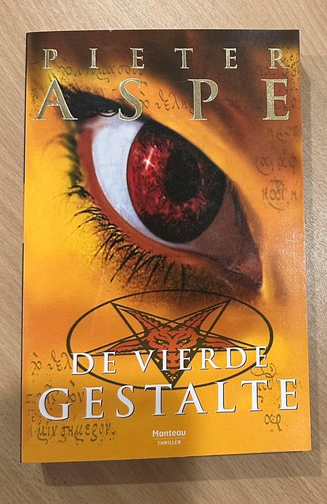 Pieter Aspe - De vierde gestalte, Boeken, Thrillers, Zo goed als nieuw, Ophalen of Verzenden