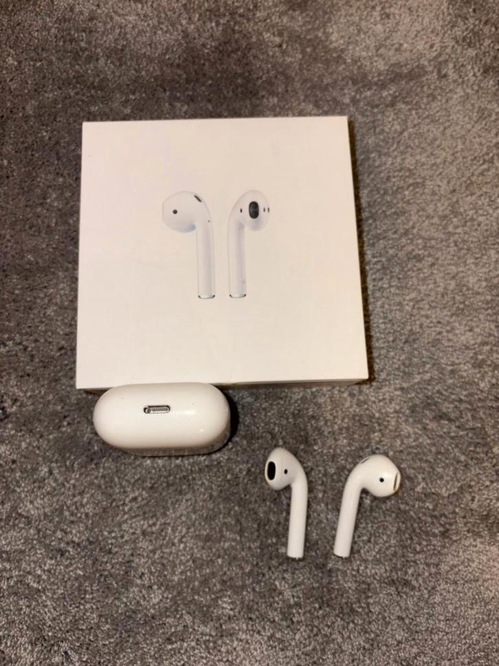 AirPods Apple 2e generatie (2019), Telecommunicatie, Mobiele telefoons | Oordopjes, Gebruikt, Bluetooth, Ophalen
