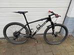 Specialized epic ht Carbon ( model 2023 ), Fietsen en Brommers, Ophalen