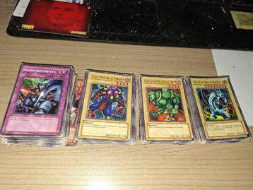 135 Yu-Gi-Oh kaarten 1st edition in 1 lot te koop!