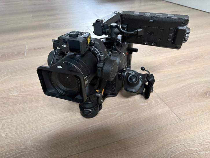 DJI Ronin 4D-6K complete, excellent condition, DJI Care Pro, Audio, Tv en Foto, Videocamera's Digitaal, Zo goed als nieuw, Geheugenkaart