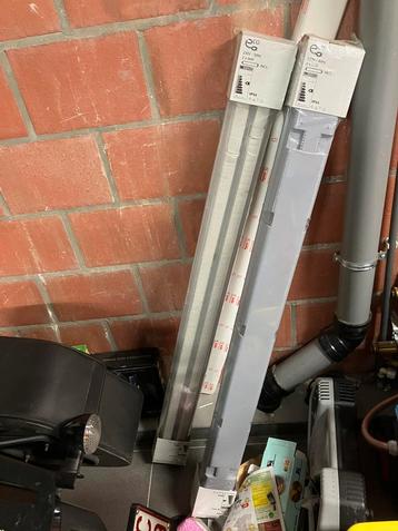 Dubbele TL lampen beschikbaar voor biedingen