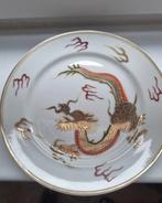 2 x Aparte drakenmotief  porseleinen bordjes, Gebruikt, Verzenden, Bord(en), Overige stijlen