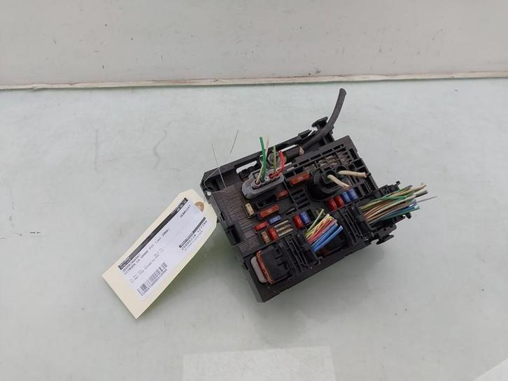 ZEKERINGKAST Citroën C4 Grand Picasso (UA), Auto-onderdelen, Elektronica en Kabels, Citroën, Gebruikt