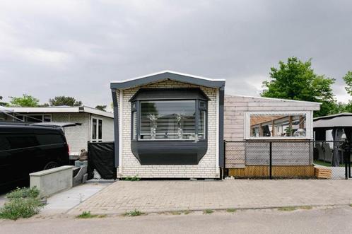 Stacaravan/ chalet met grote aanbouw moet van camping af, Caravans en Kamperen, Stacaravans, tot en met 2, Ophalen