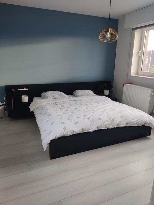 Tweepersoonsbed, Huis en Inrichting, Slaapkamer | Bedden, Gebruikt, Tweepersoons, 180 cm, 200 cm, Hout, Zwart, Ophalen