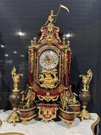 Paarse boulle klok, Antiquités & Art, Antiquités | Horloges, Enlèvement ou Envoi