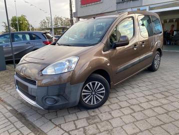 Peugeot Partner Tepee 1600cc benzine beschikbaar voor biedingen